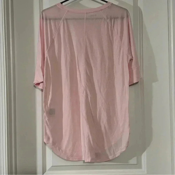 NWOT! Large BONGO Pink Half Sleeve Light Pink Top - Picture 5 of 8